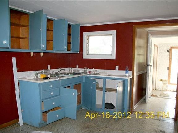 5th image of 7523 Marshall St
