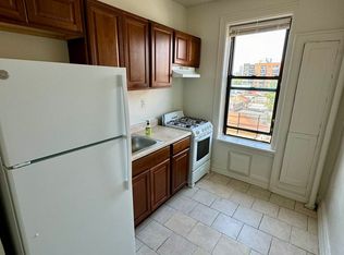 28-05 23rd St #3C, Astoria, NY 11102