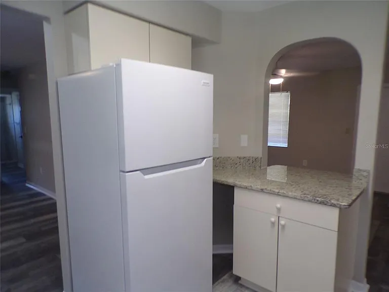 1088 Melville Rd #A — Photo 5