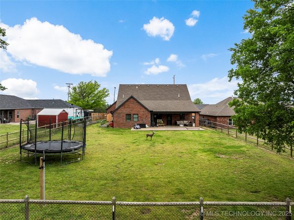 2191 S Osage Ave, Skiatook, OK 74070