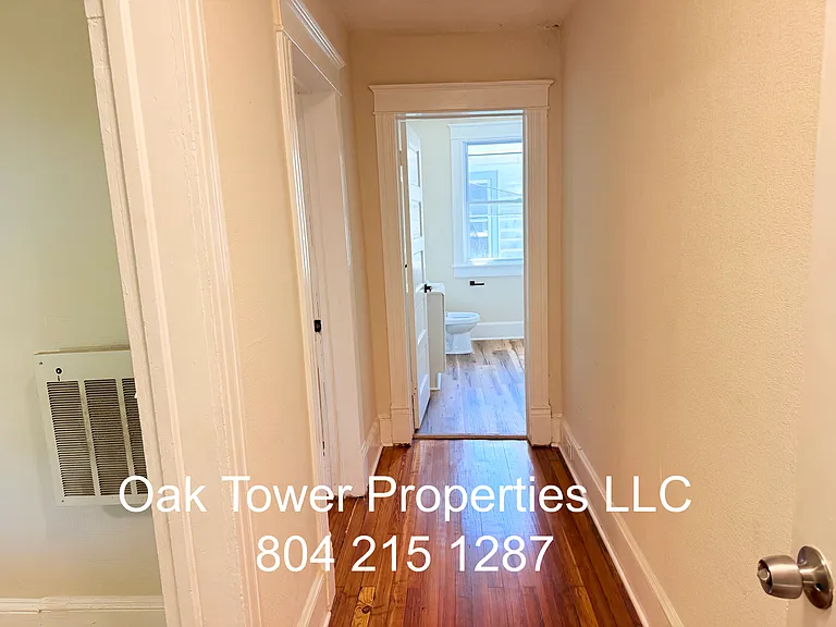 3301 Main St #B — Photo 5