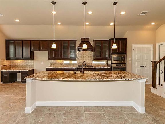 Located on 2321 in Enclave at Riverpark - Riverpark - 60's in Sugar Land, TX