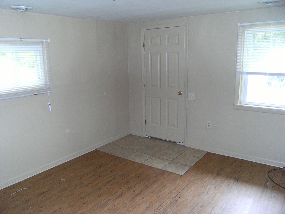 1st image of 11549 S Us Highway 27 APT 6
