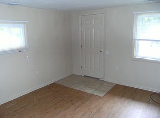 11549 S Us Highway 27 APT 6, Dewitt, MI 48820