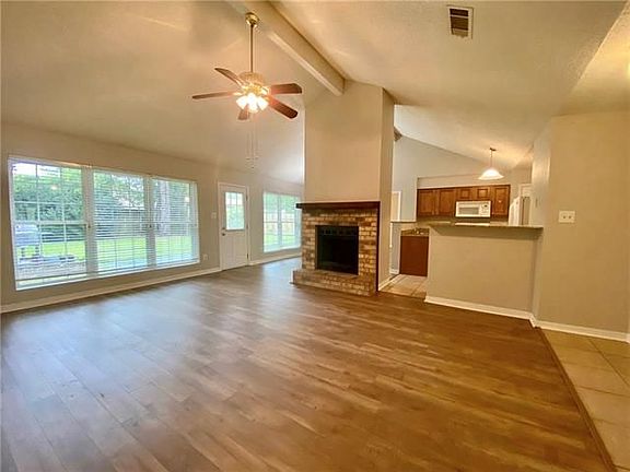 3rd image of 1701 Admiral Nelson Dr