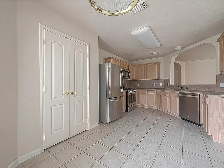 11814 Copperas Creek Dr — Photo 17