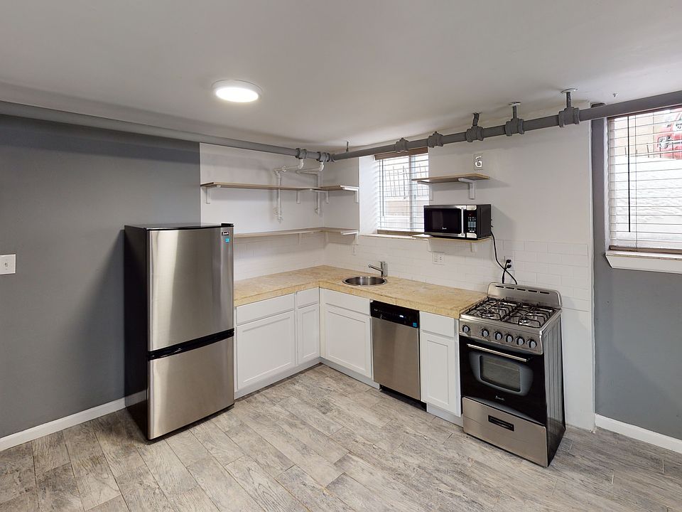 1st image of 1377 N Pearl St #10A