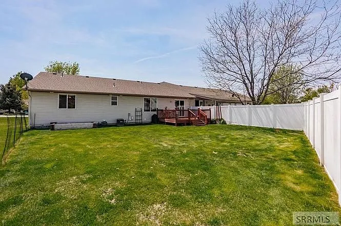 3835 Heartland Cir — Photo 12