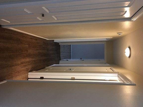 5th image of 2766 W 17th S