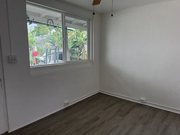 2346 Date St — Photo 4