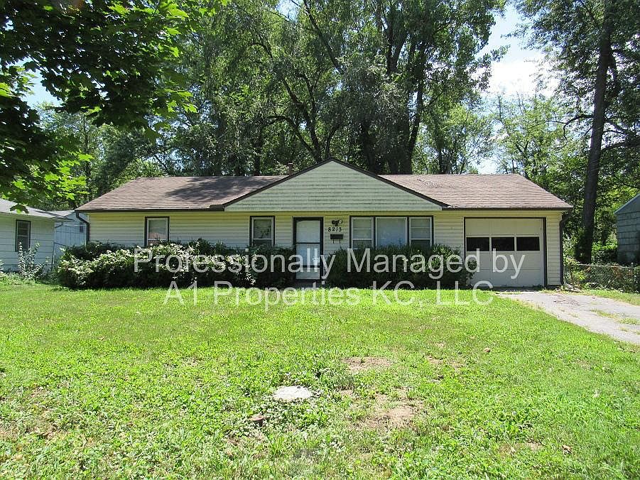 1st image of 8213 Ruskin Way