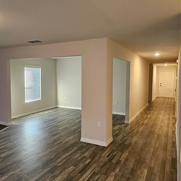901 NW 15th Pl — Photo 10