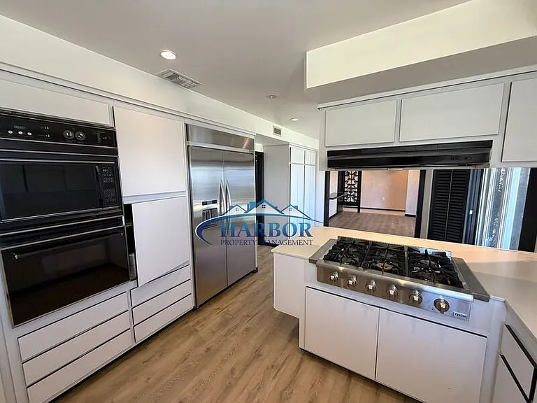 2315 Sparta Dr — Photo 11