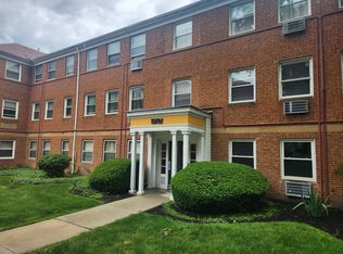 13797 Cedar Rd APT 302, Cleveland, OH 44118