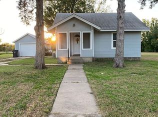 1201 Sherman St, Newton, KS 67114