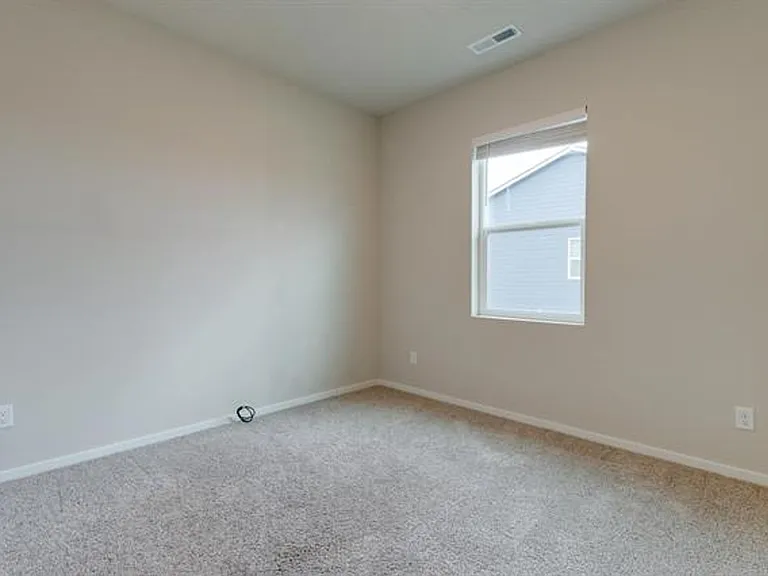 8207 S Avery Rd — Photo 22