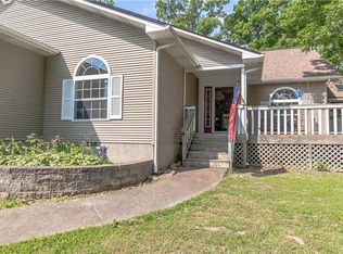 111 Holiday Island Dr, Holiday Island, AR 72631