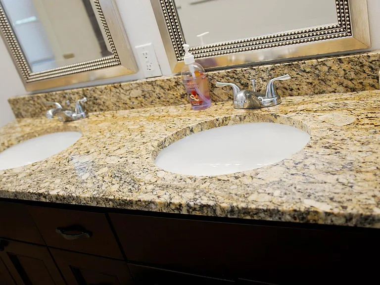 2722 S Carrollton Ave #C3 — Photo 74
