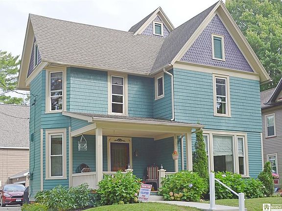 2nd image of 35 New York Ave
