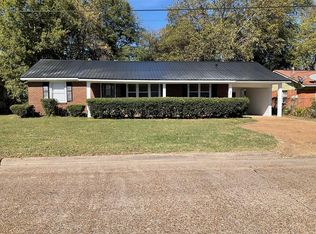513 Cross St, Cleveland, MS 38732