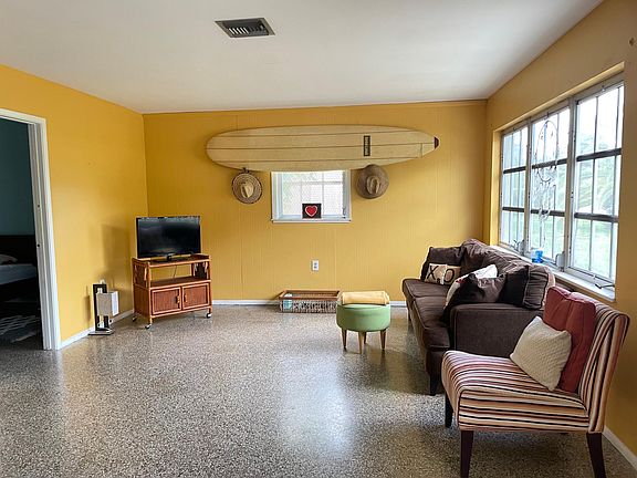 5th image of 671 16th St #671