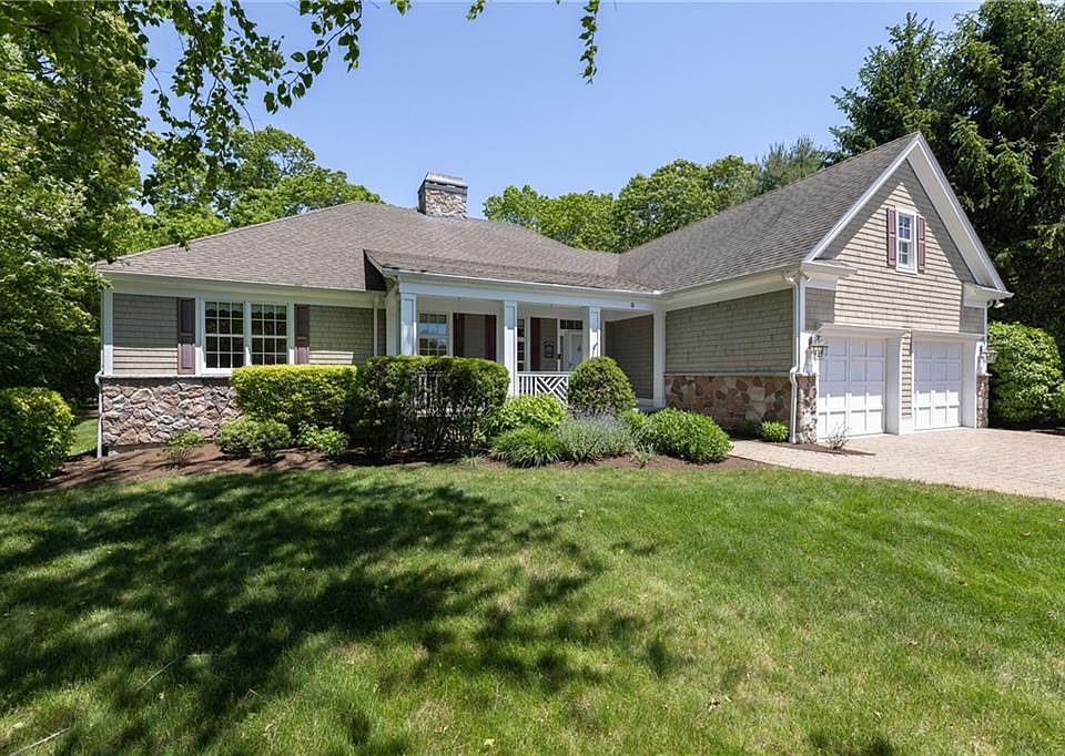 1st image of 9 Newbury Dr