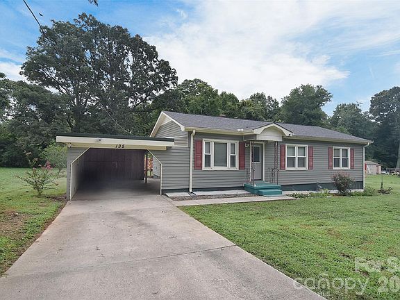 2nd image of 135 Oak Grove Rd