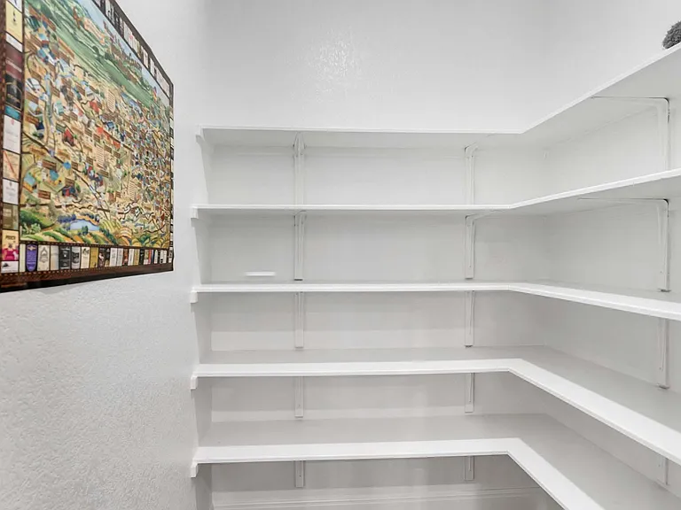 129 Birkshire Dr — Photo 12