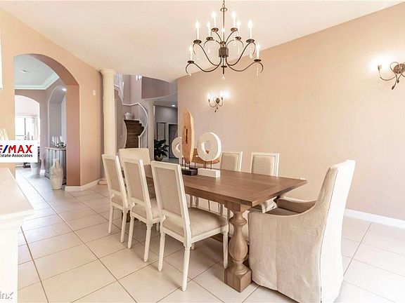REMAX(3)