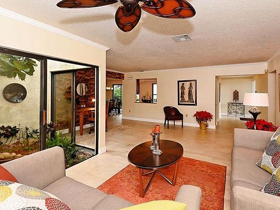 3rd image of 3969 Glen Oaks Manor Dr