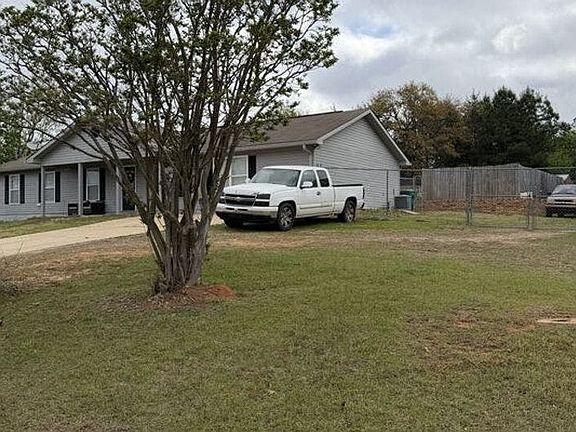 3rd image of 11766 Wedgewood Ln
