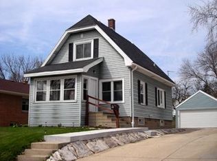 8820 W Lapham St, West Allis, WI 53214