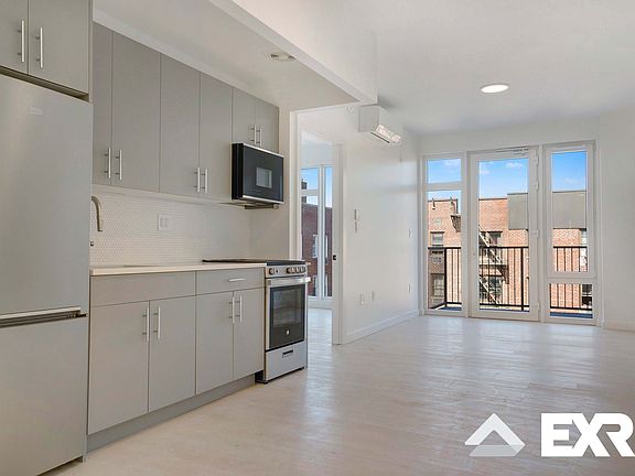 2nd image of 14815 89th Ave #7F