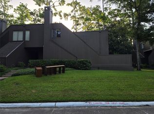 31 Litchfield Ln, Houston, TX 77024