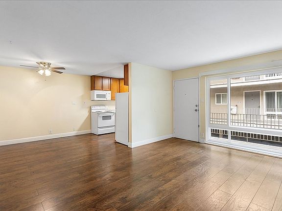 5th image of 1715 Central Ave #14