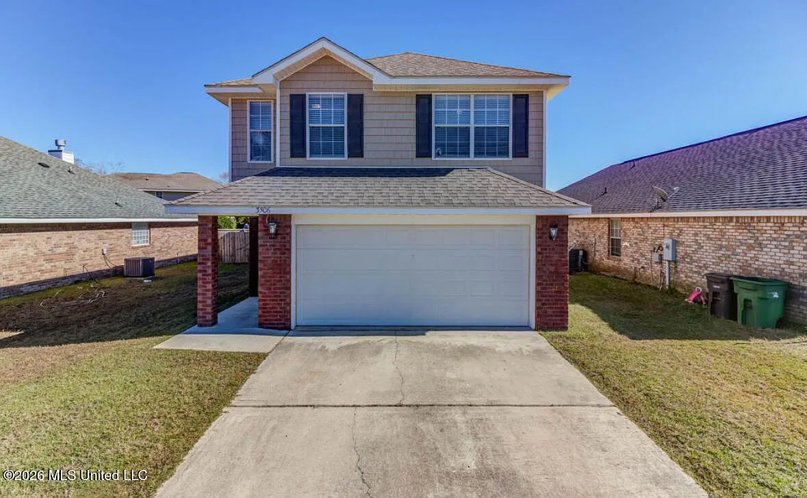 4 bed, 2.5 bath, 1990 sqft, $2,250 — Photo 1