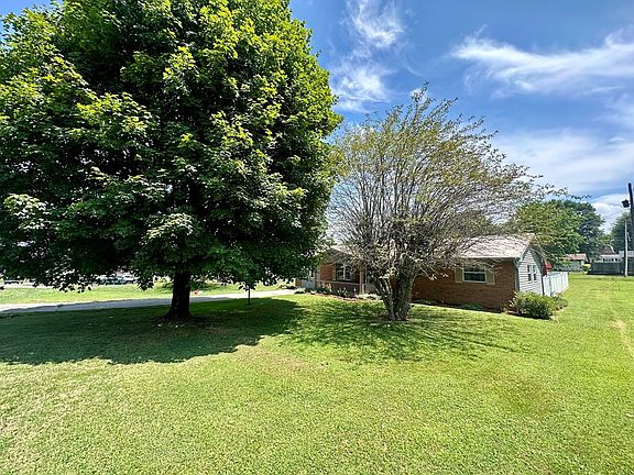 4th image of 2638 Brookhaven Dr