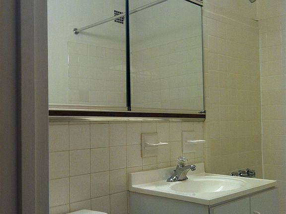 5th image of 7551 113th St