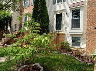 2036 Stargrass Ct, Woodbridge, VA 22192