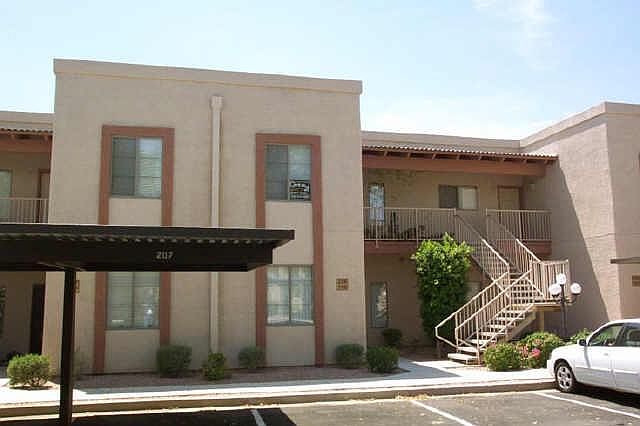 1st image of 205 N 74th St Unit 206
