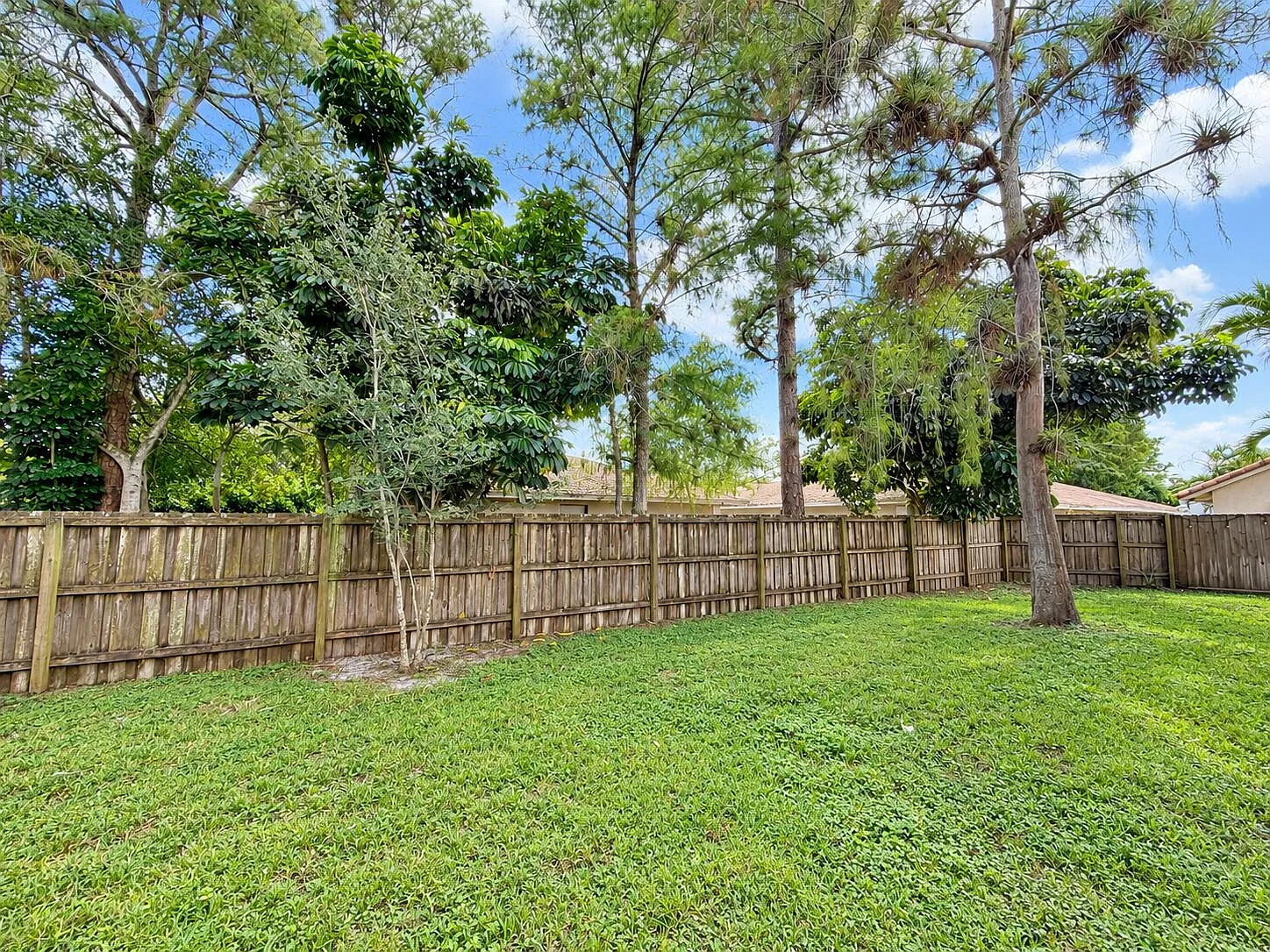 3 bed, 2.5 bath, 2976 sqft, $3,400 — Photo 4