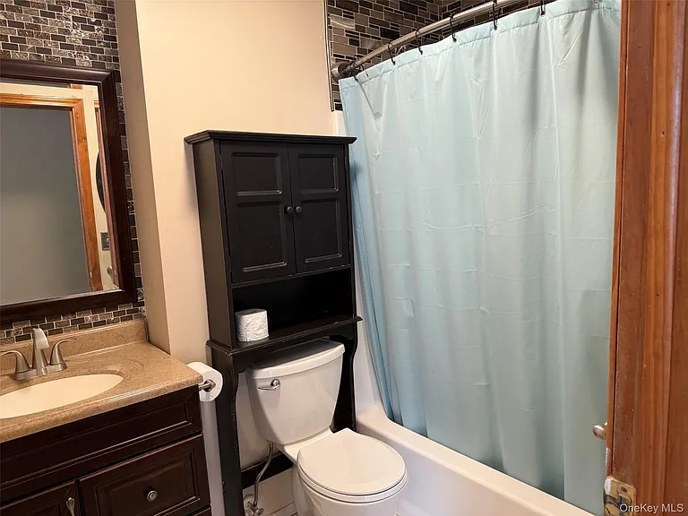 9 Ashland Ave — Photo 13
