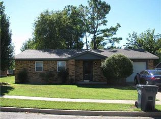 512 Woods Dr, Noble, OK 73068