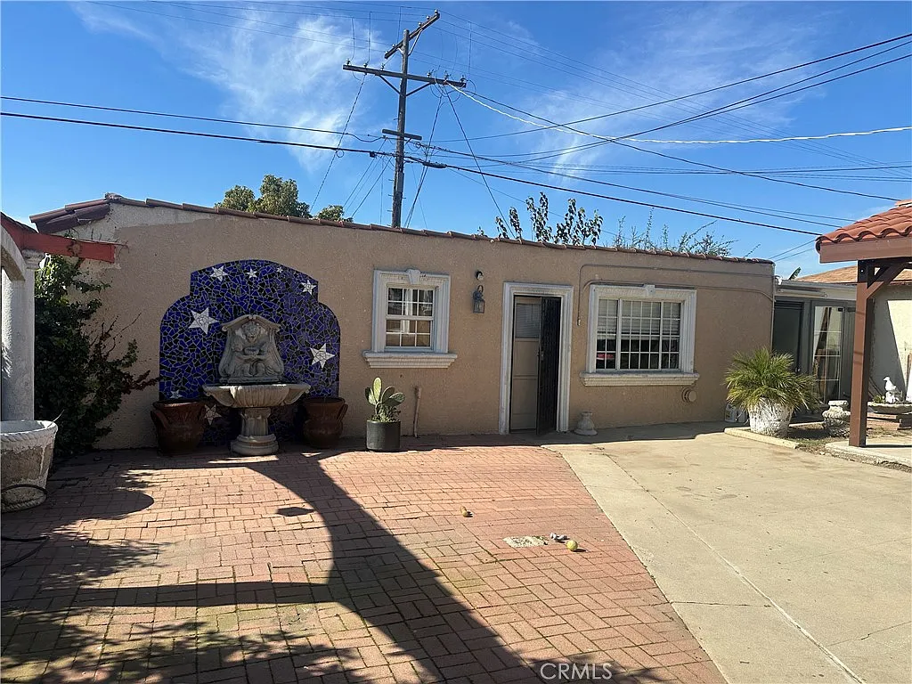 Building Photo - 8731 S Gramercy Pl