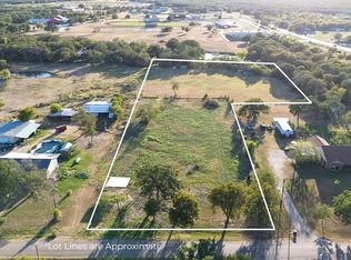 194 S 5th St, Axtell, TX 76624