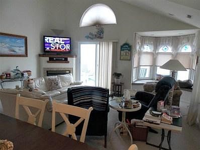 3rd image of 5106 Landis Ave Unit South