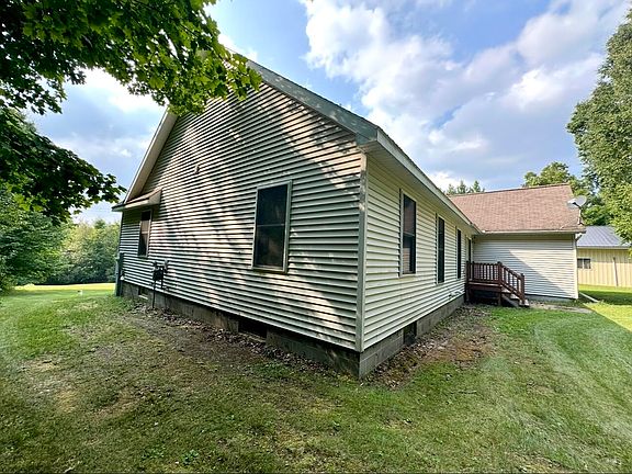 2nd image of 5872 County Road 441