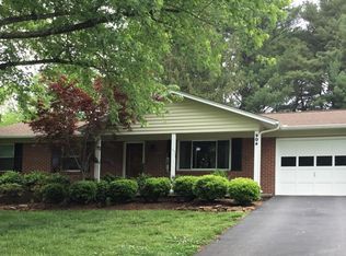 906 W Forest Blvd, Knoxville, TN 37909