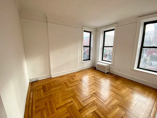 Rented by Dwell Residential Inc | media 6