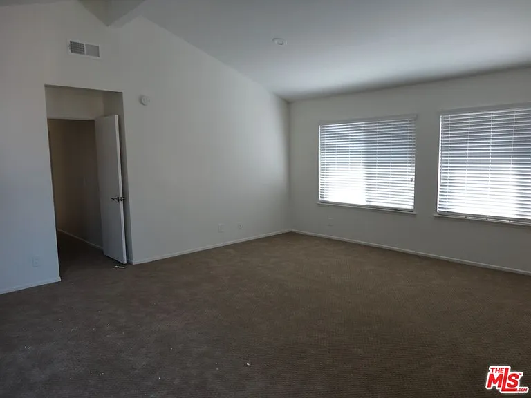 1850 Galway Ln — Photo 12